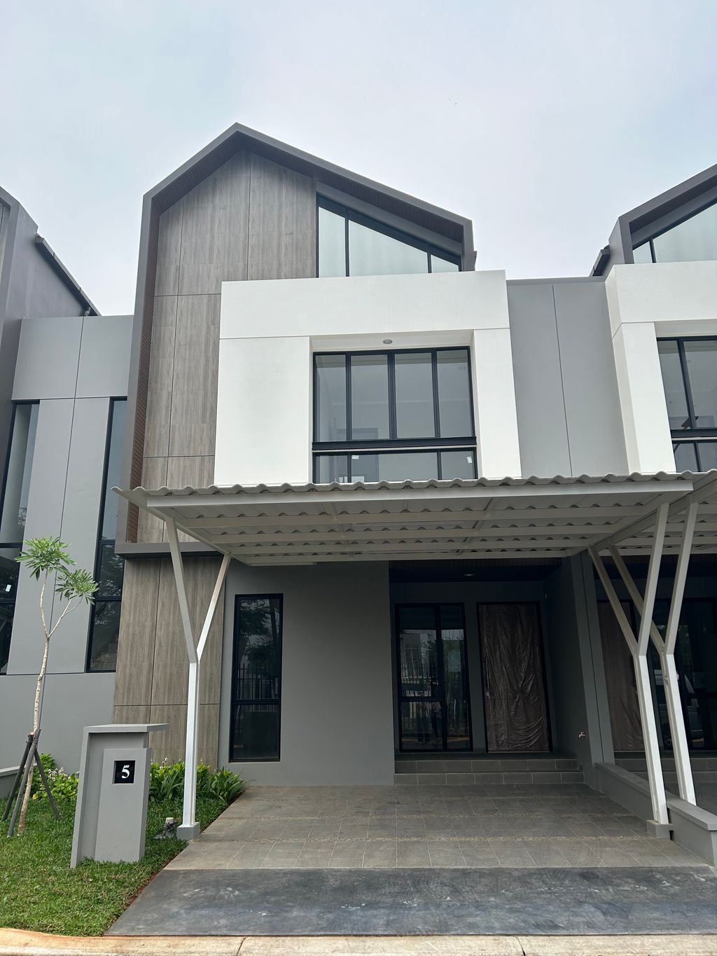foto contoh rumah perumahan CLUSTER FEDORA PARK, SUVARNA SUTERA