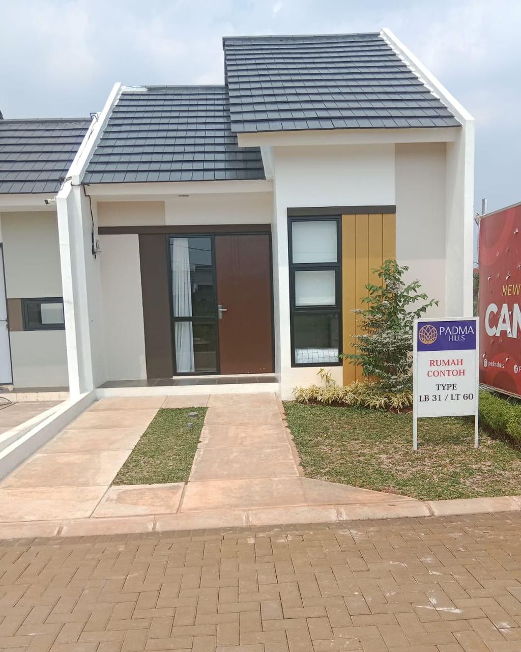 foto tampak rumah tipe 31/60 perumahan Padma Hills