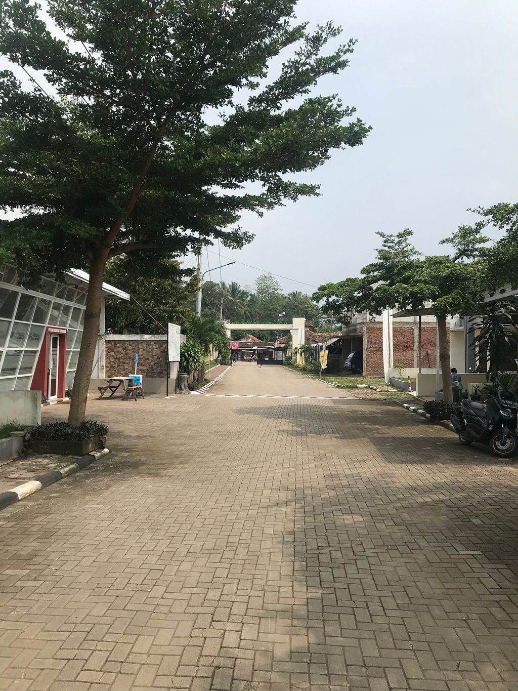 foto posisi tengah perumahan Pesona Bintang Batujajar