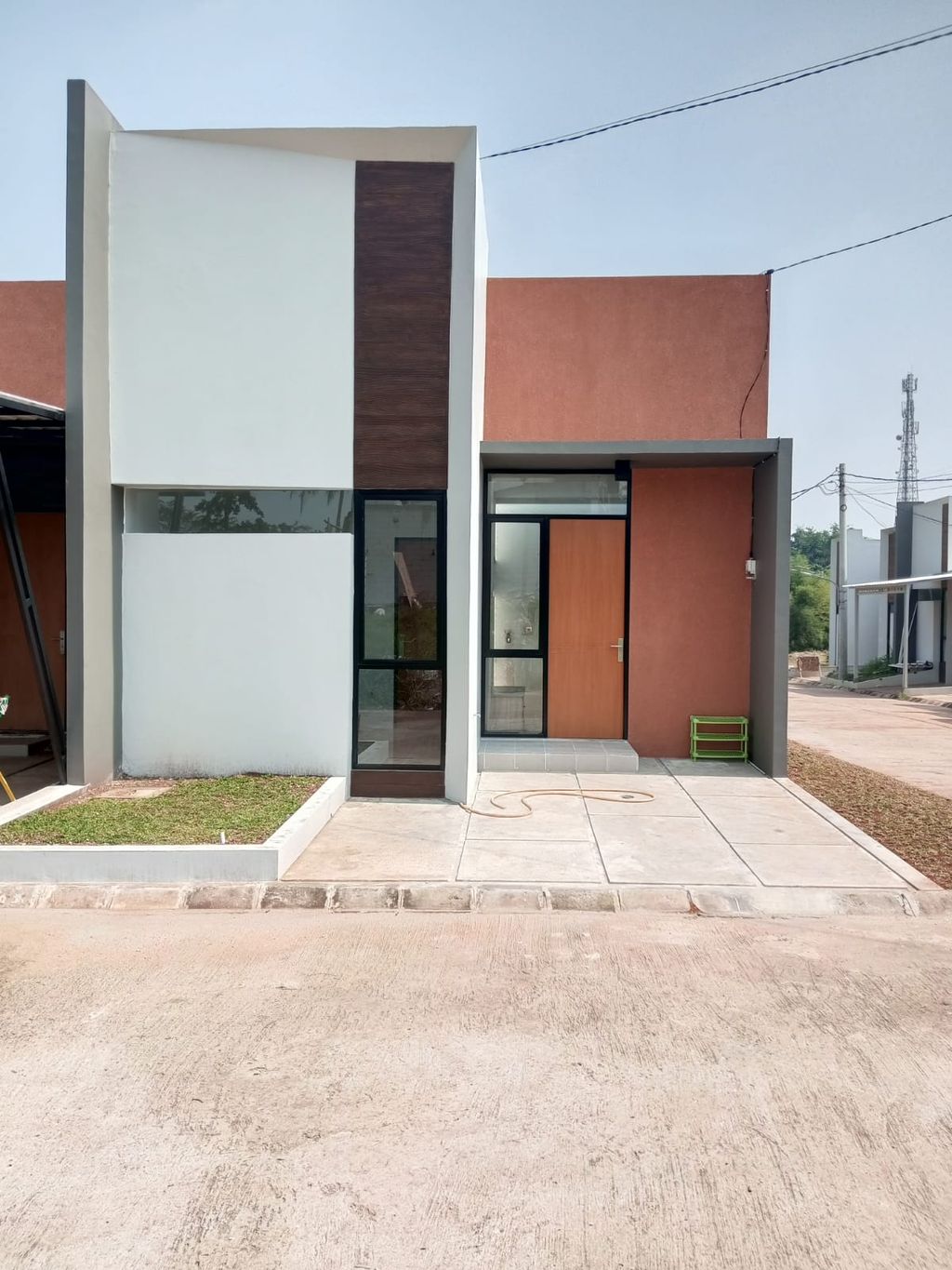 foto tampak rumah tipe 42 perumahan ARCO GREEN PARK