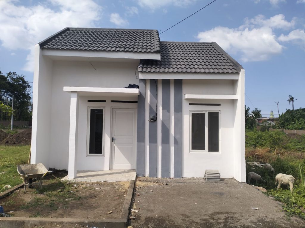 foto tampak rumah tipe 30/70 perumahan Fiffa Square