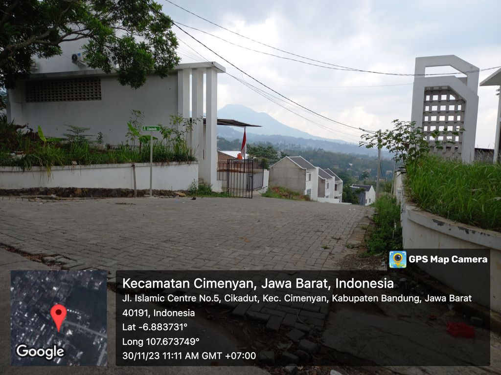 foto gerbang perumahan THE FOREST VILLAGE