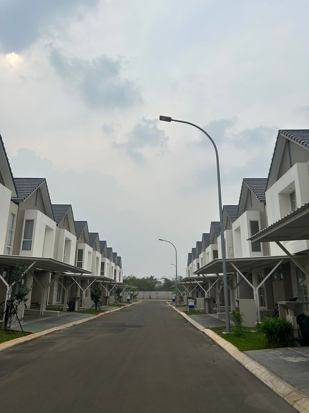 foto contoh rumah perumahan CLUSTER CATRIONA, SUVARNA SUTERA