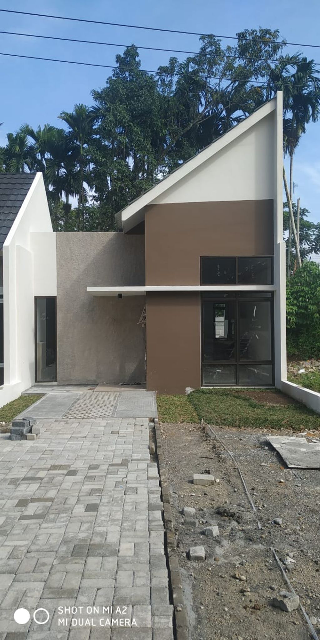foto tampak rumah tipe DAMARA perumahan Savanna Sumatera