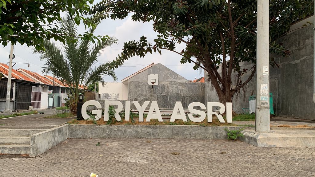foto gerbang perumahan Griya Asri Kentjana