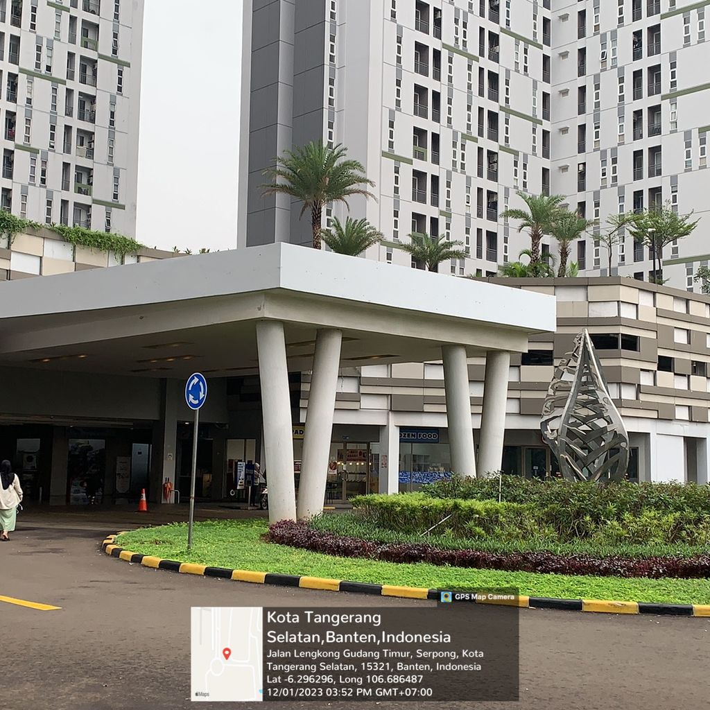 foto gerbang perumahan APARTEMEN AKASA