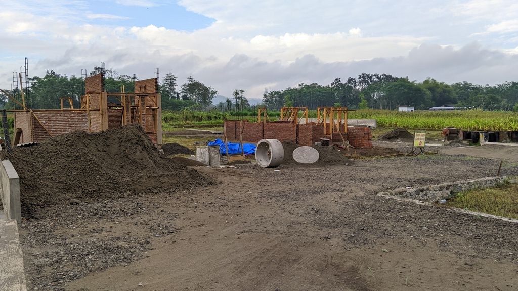 foto posisi tengah perumahan GRIYA BENDOWULUNG ASRI