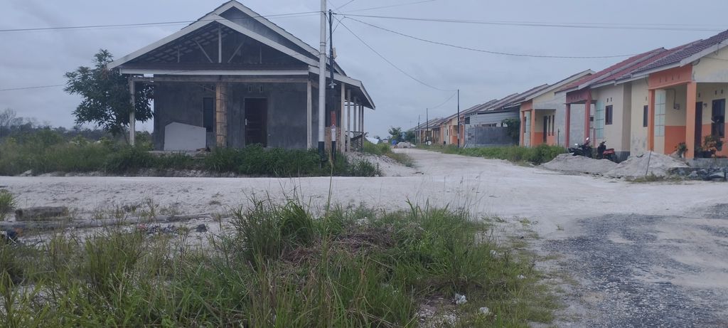 foto gerbang perumahan LIANG ANGGANG INDAH PERMAI 2