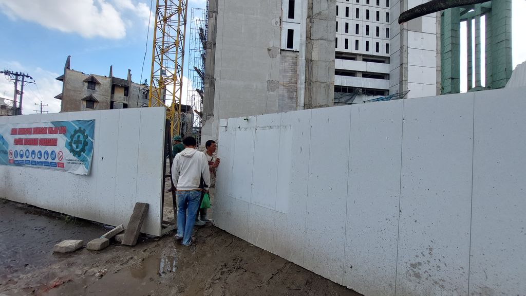 foto gerbang perumahan Apartemen Sentraland Medan