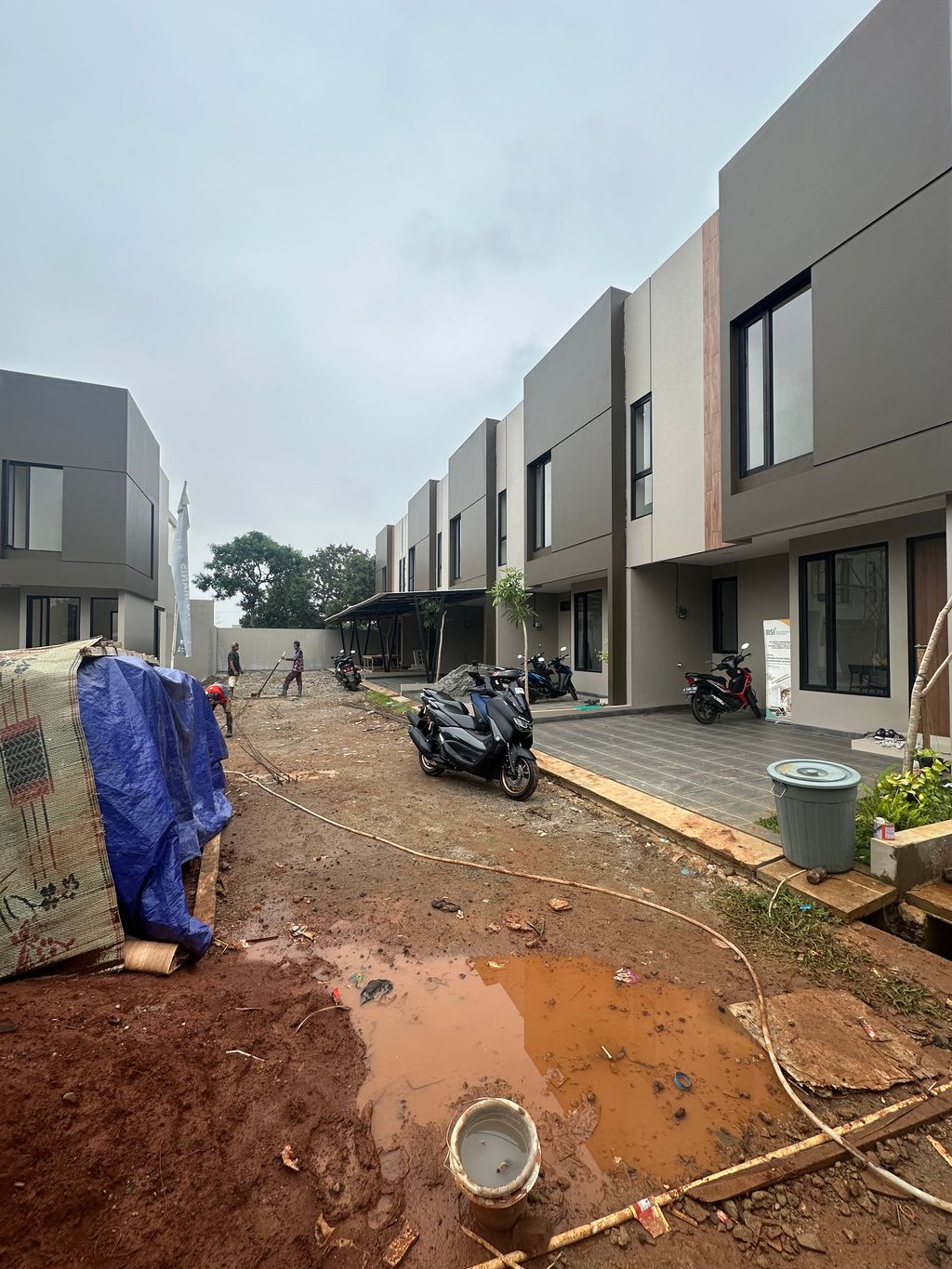 foto posisi tengah perumahan Kayu Manis Greenhill