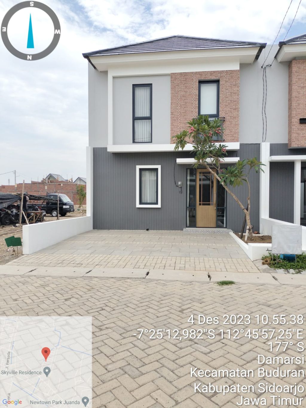 foto tampak rumah tipe FREMONT perumahan SKYVILLE RESIDENCE