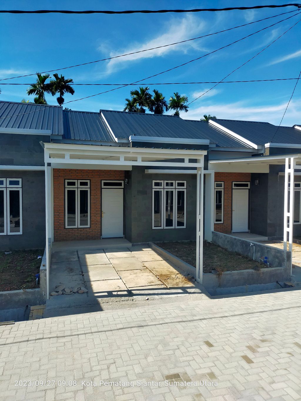 foto contoh rumah perumahan Puri Dimensi