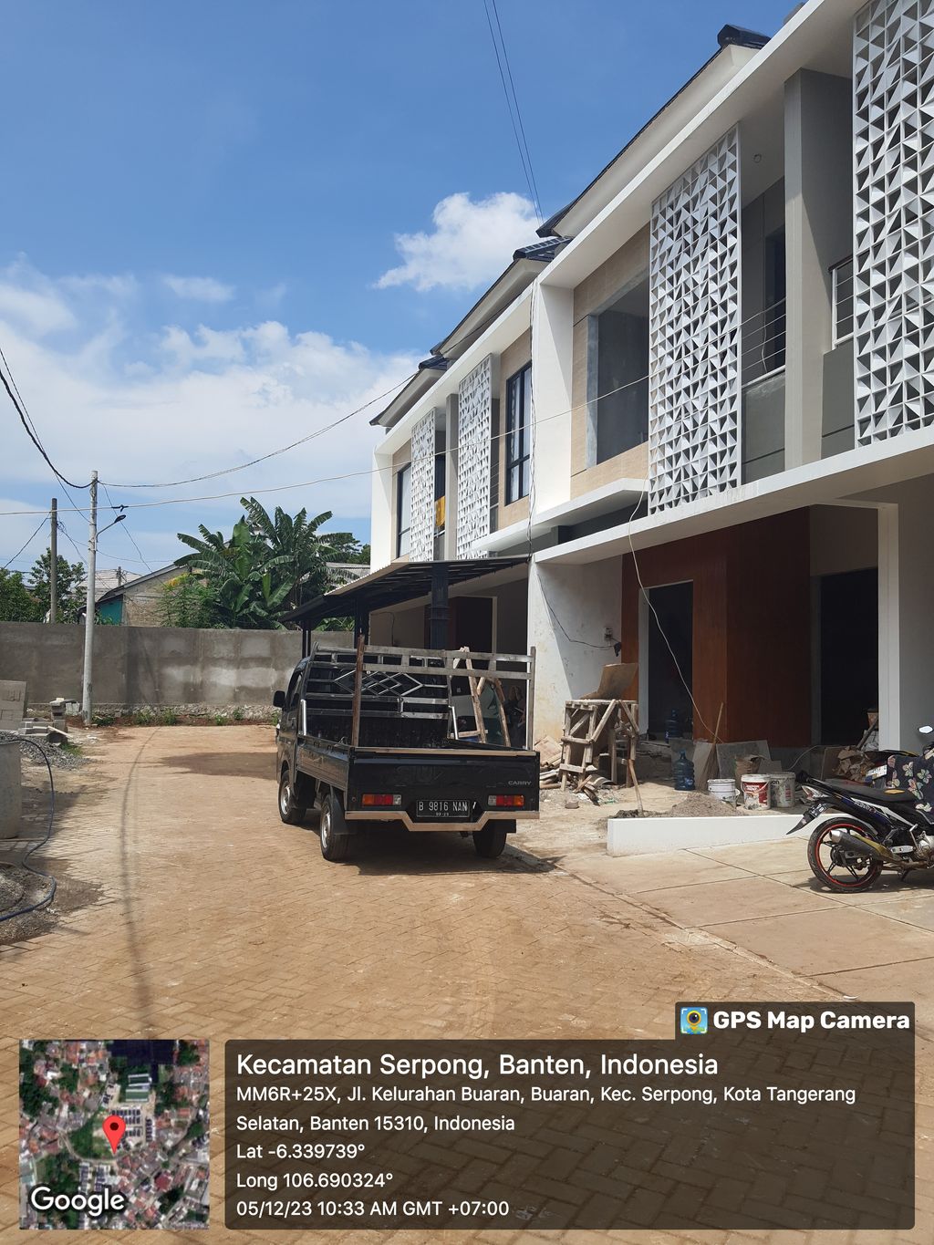 foto posisi tengah perumahan Alana Signature