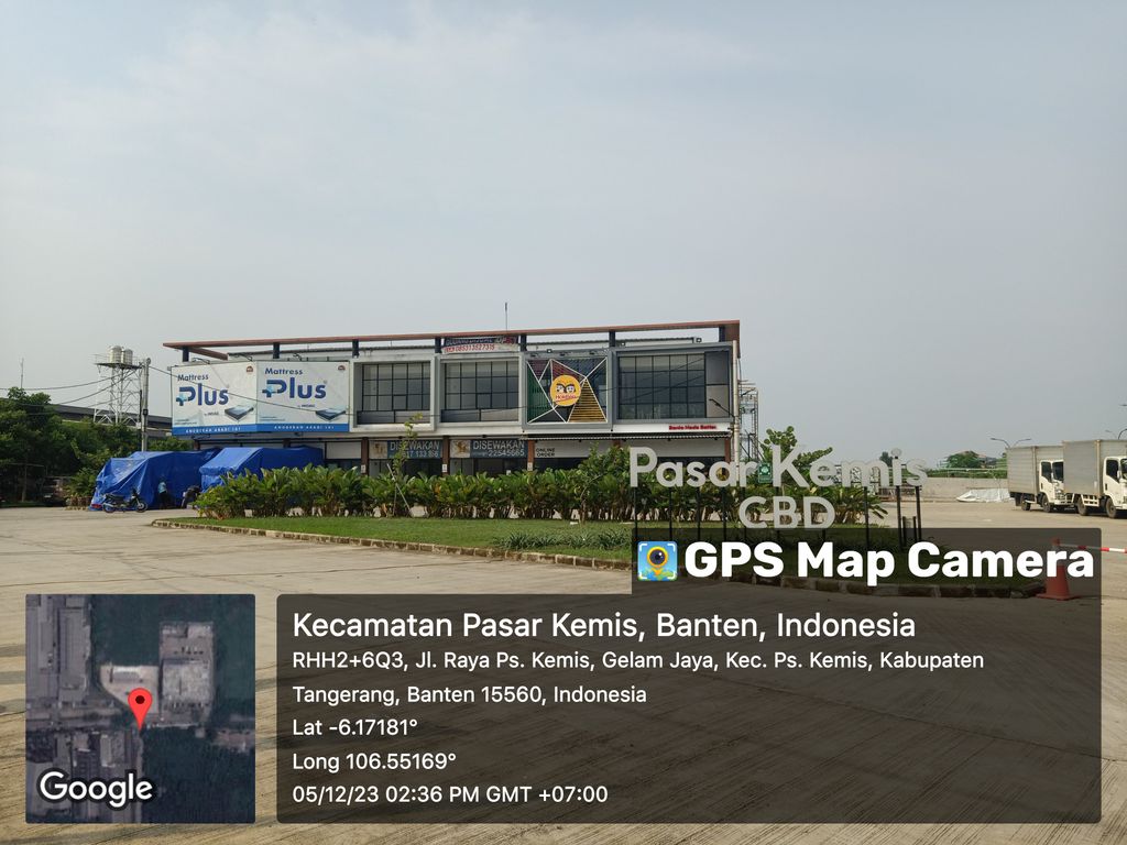 foto gerbang perumahan Pasar Kemis CBD