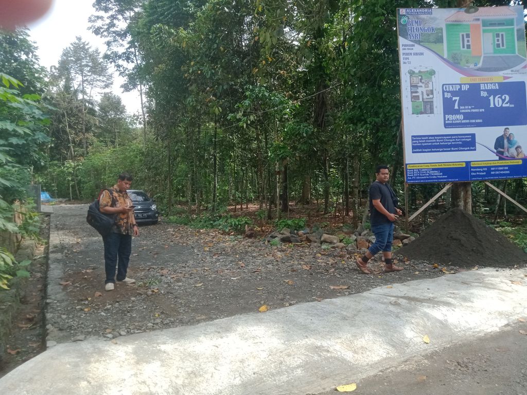 foto gerbang perumahan Bumi Cilongok Asri