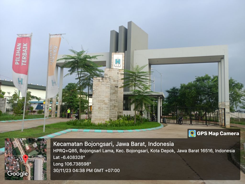 foto gerbang perumahan H City Sawangan Depok