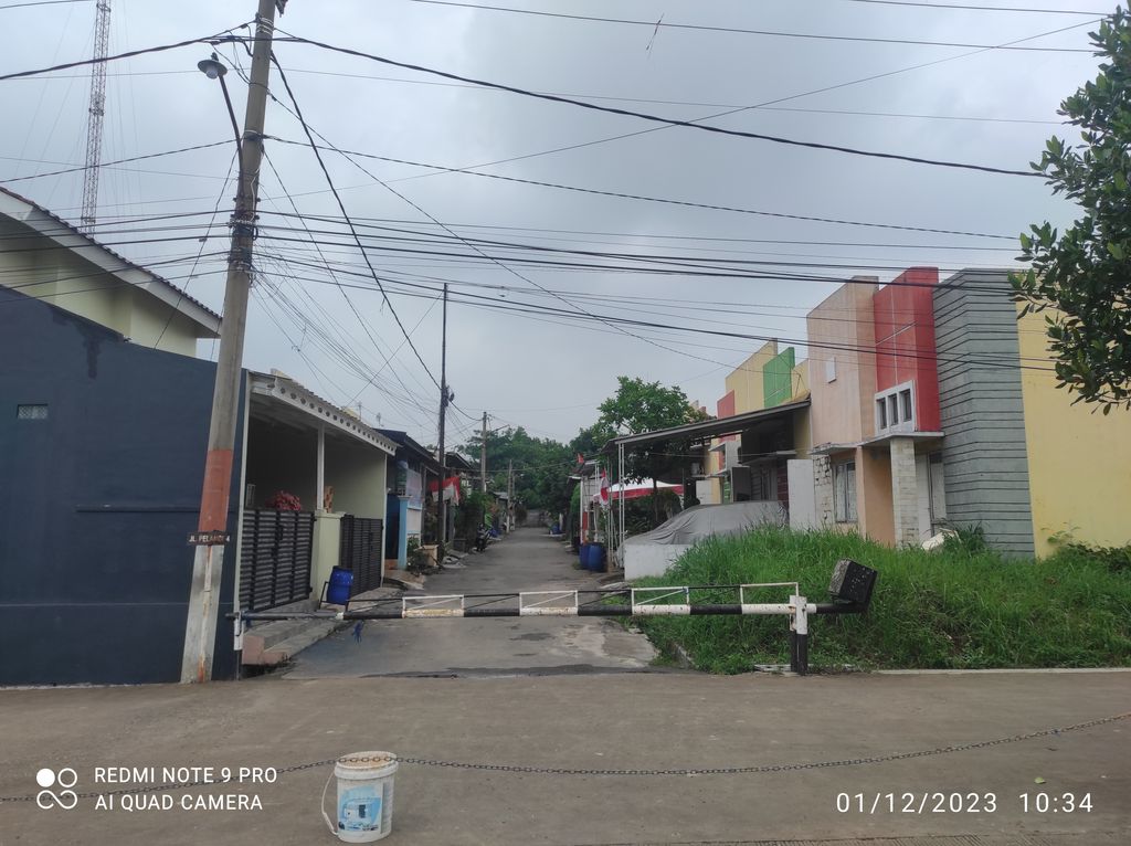 foto posisi tengah perumahan PERUMAHAN GRAND PELANGI CILEUNGSI