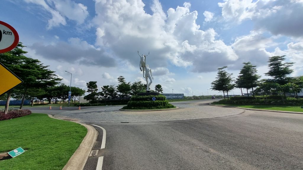 foto posisi tengah perumahan CitraLand Tallasa City