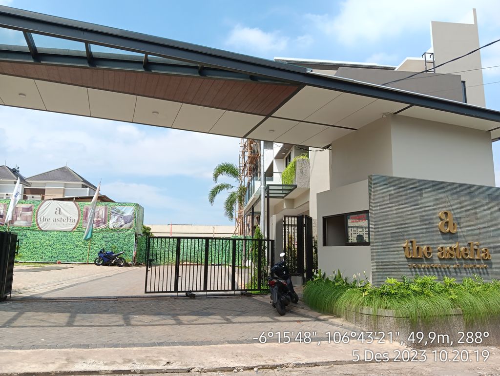 foto gerbang perumahan The Astelia
