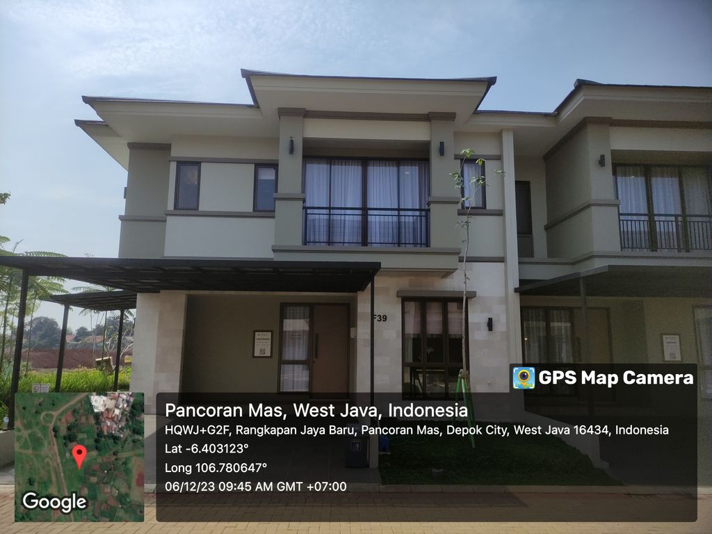foto contoh rumah perumahan Premier Promenade