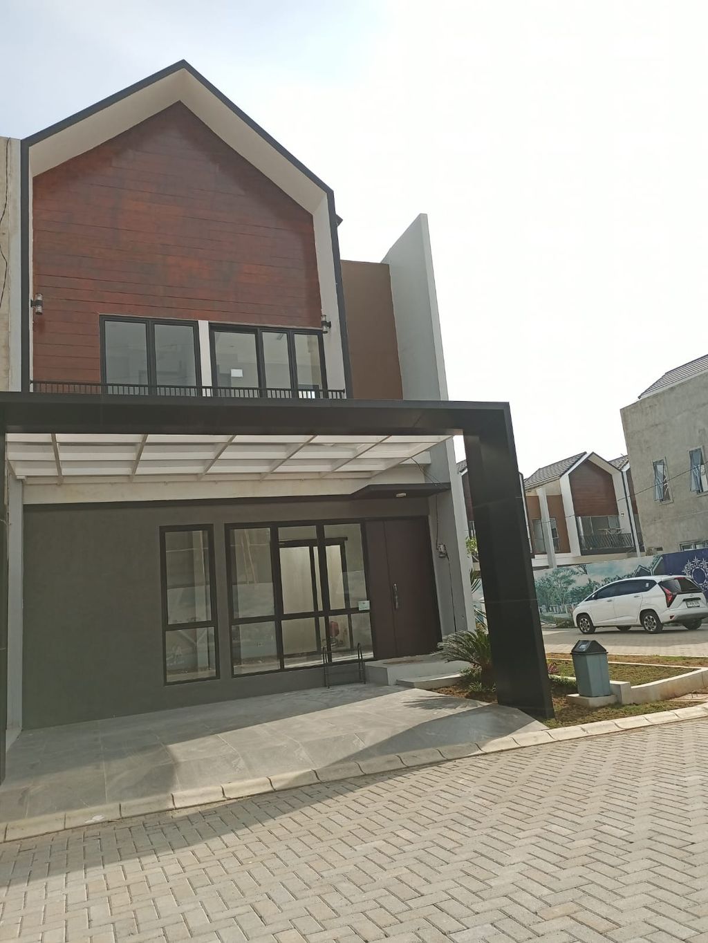 foto tampak rumah tipe 74 perumahan FAMILIA URBAN 3