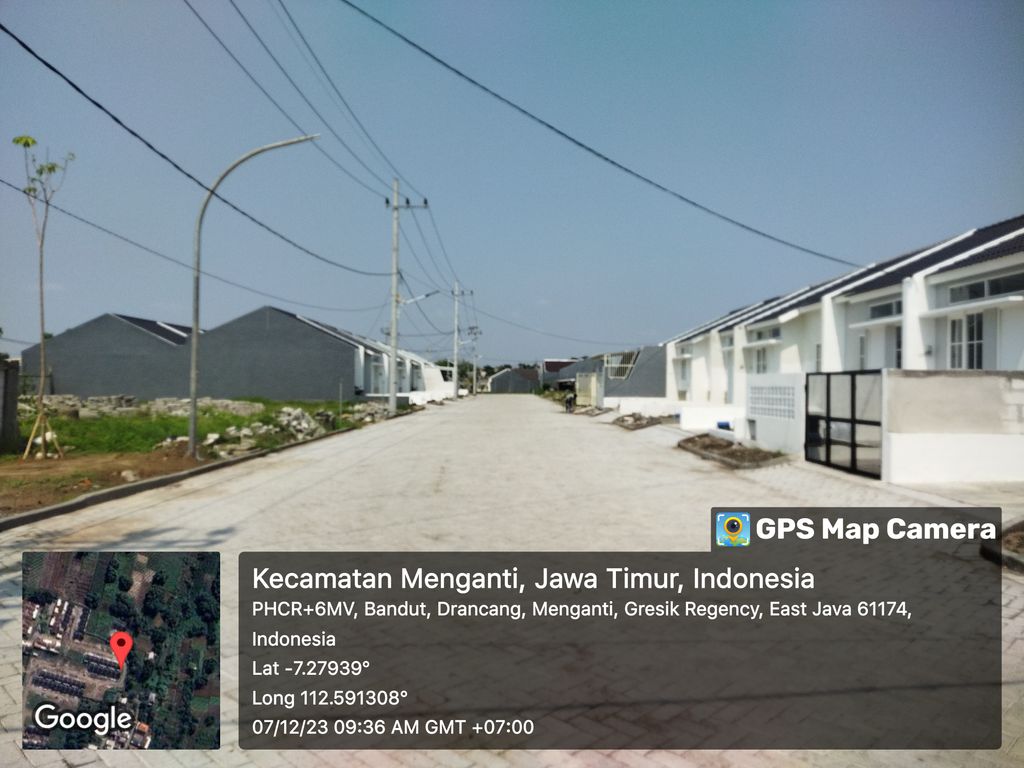 foto posisi tengah perumahan Jade Hamlet Cluster Griya Ivory