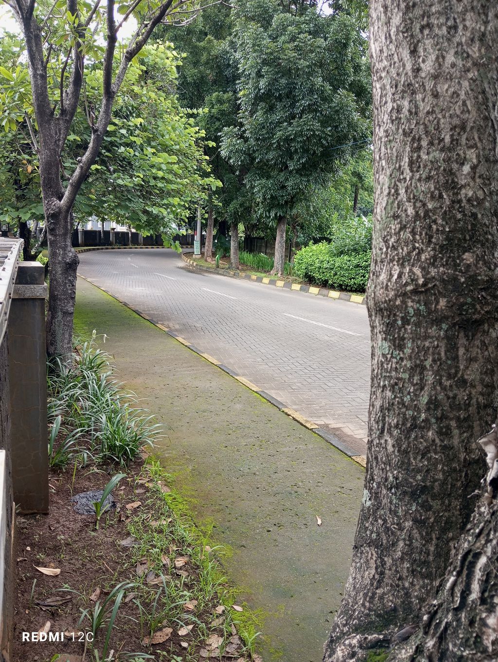 foto posisi tengah perumahan Metro Residence