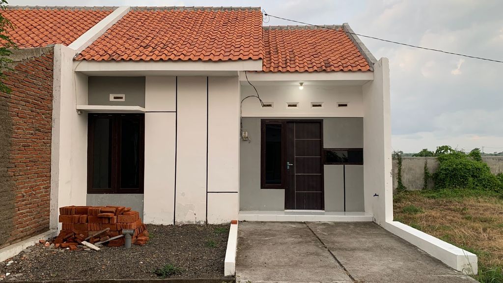 foto tampak rumah tipe 36 perumahan Griya Asri Kentjana