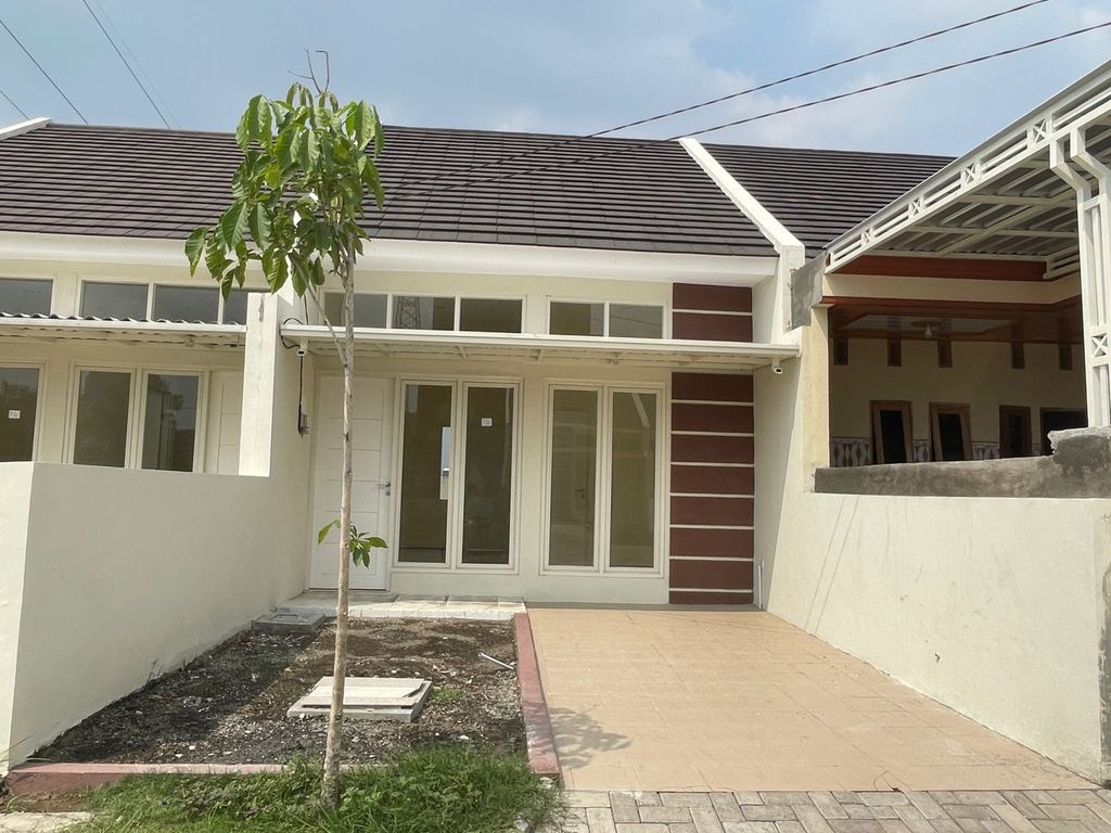 foto tampak rumah tipe Jasmine perumahan Green Park Residence