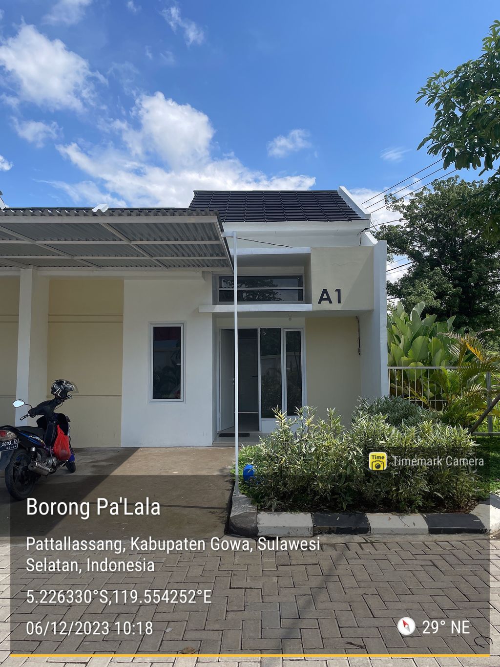 foto contoh rumah perumahan Griya Kenari Pattalassang