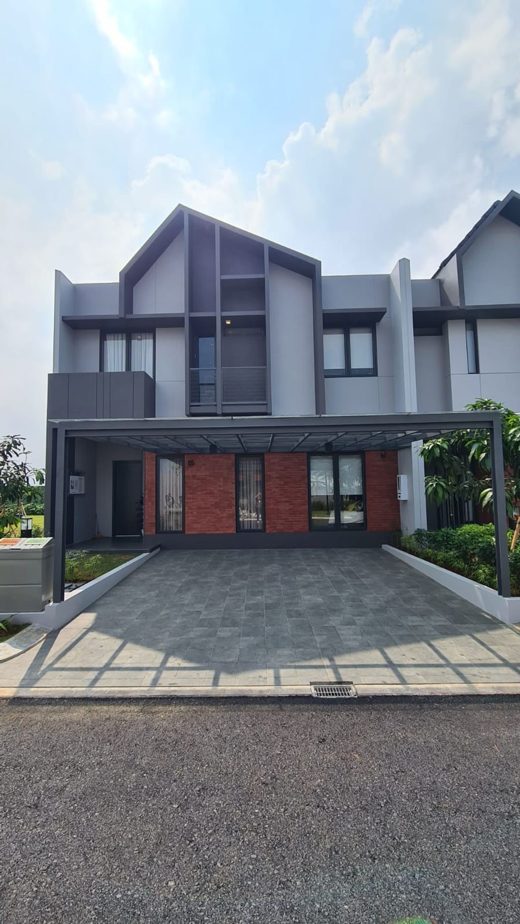 foto tampak rumah tipe GAVINA 9B - L PREMIUM perumahan SUMMARECON BANDUNG - CLUSTER GENOVA