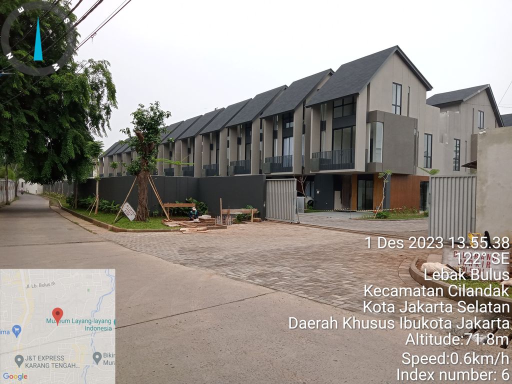 foto gerbang perumahan Cavana Javateak Land