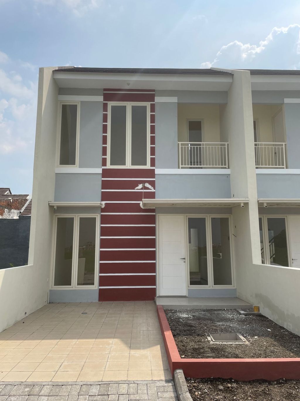 foto tampak rumah tipe ROSE perumahan Green Park Residence
