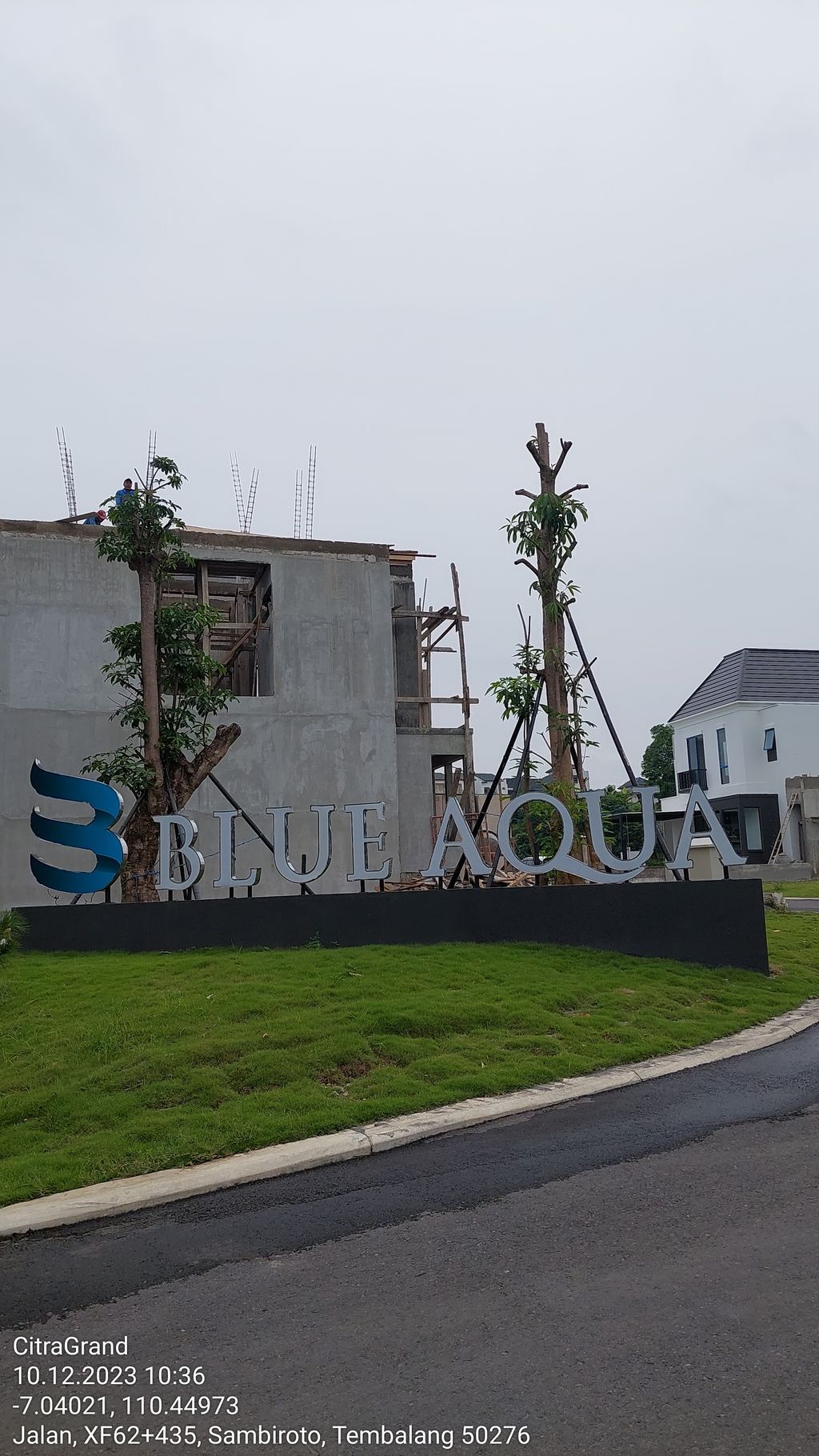 foto gerbang perumahan CitraGrand - Blue Aqua