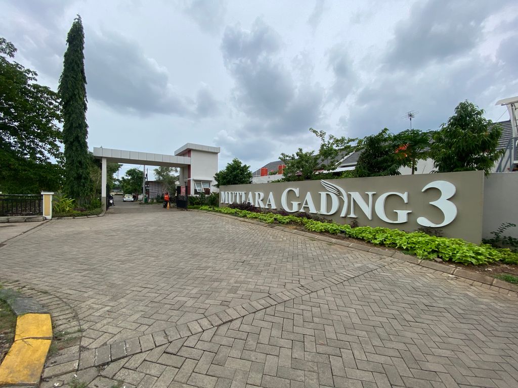 foto gerbang perumahan MUTIARA GADING 3 TAHAP 2