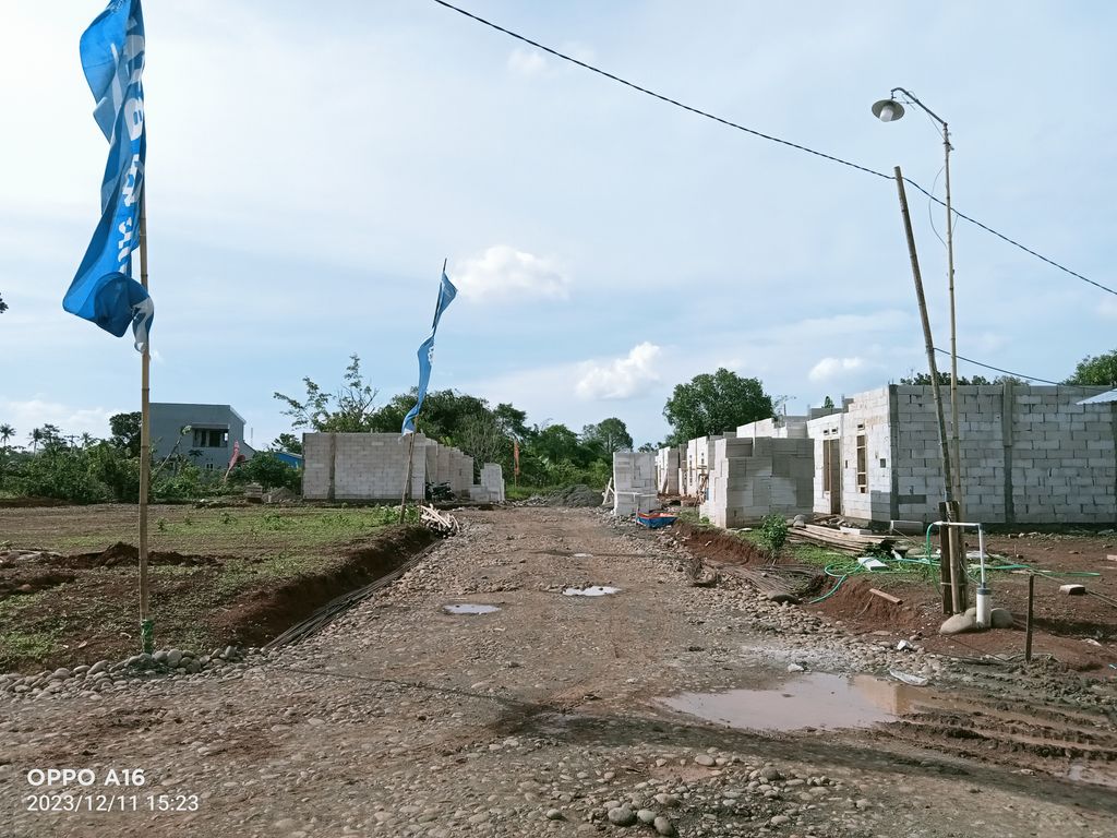 foto posisi tengah perumahan Academic Residence