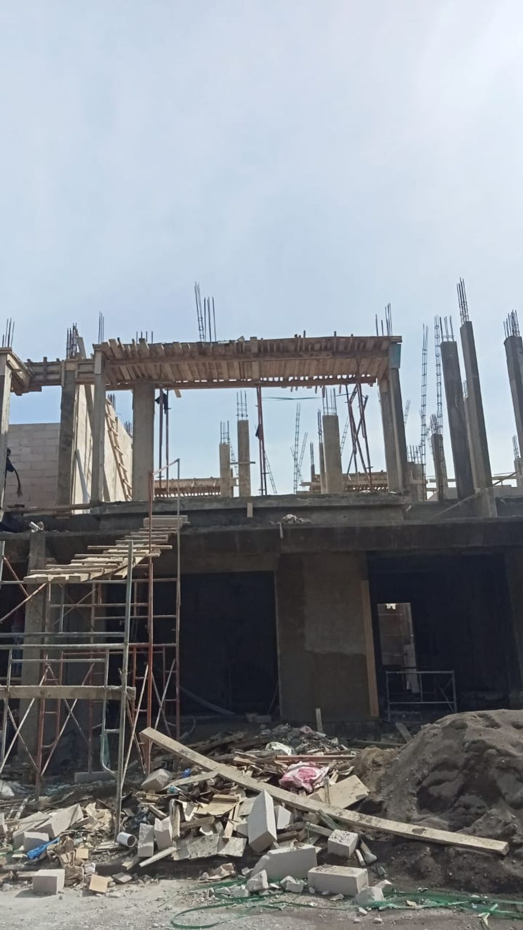 foto tampak rumah tipe GA2/27 perumahan CitraLand City Losari Makassar