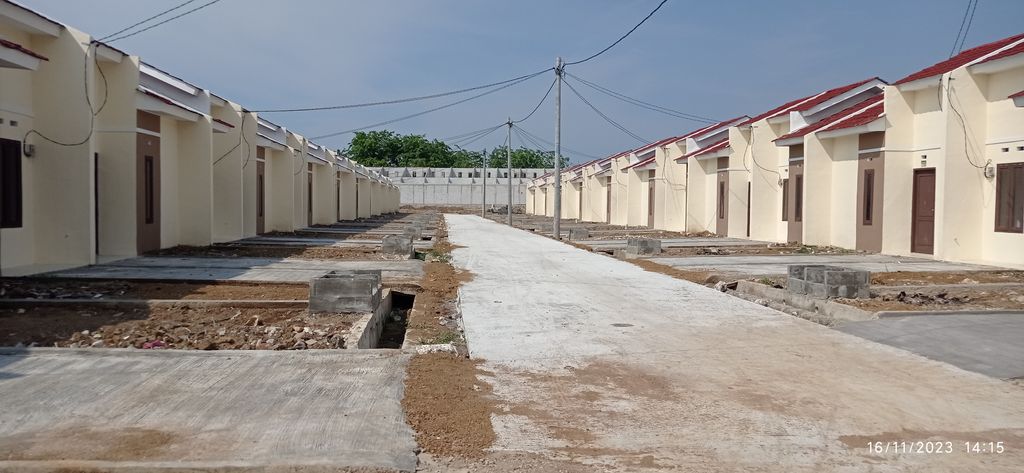 foto posisi tengah perumahan VILLA KARAWANGI TAHAP 2