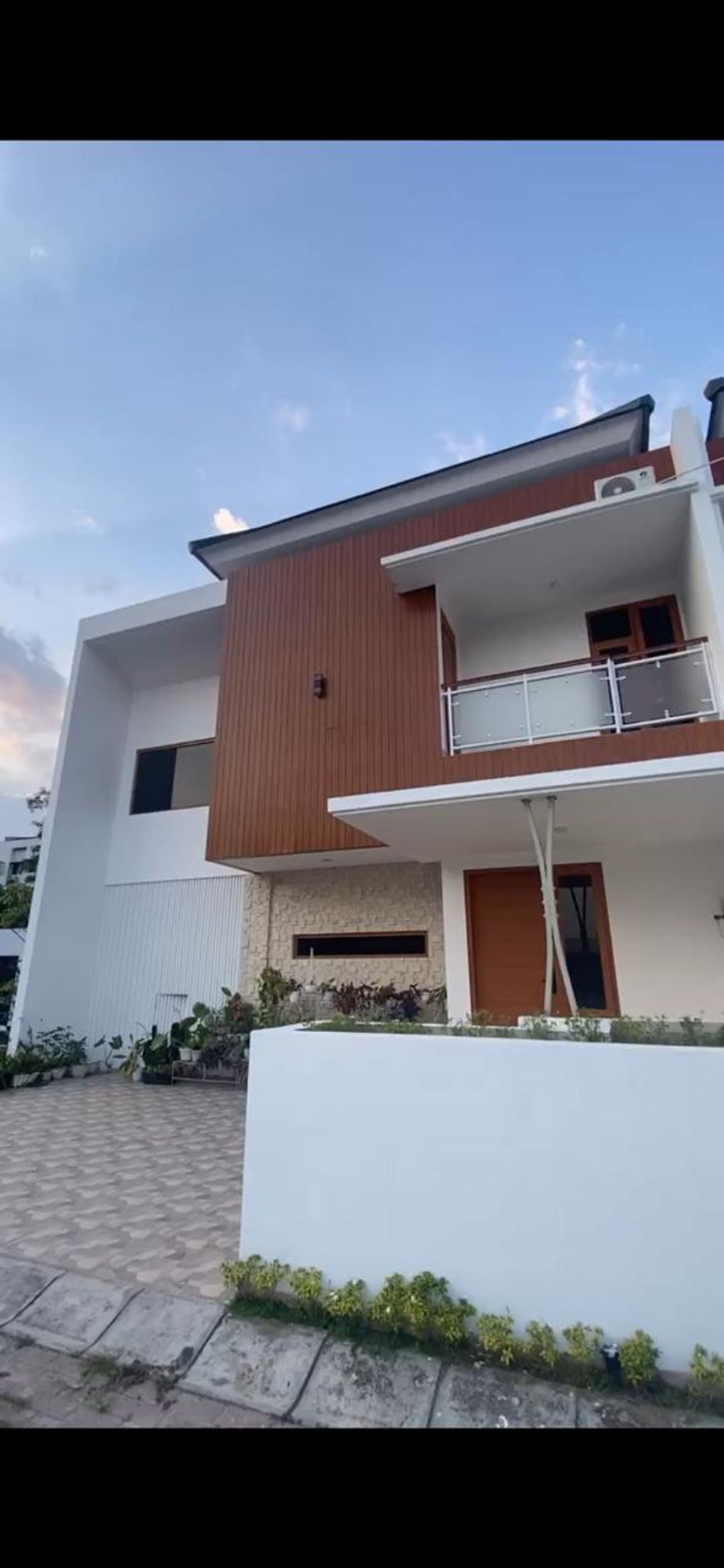 foto tampak rumah tipe A.03 perumahan HARA RESIDENCE
