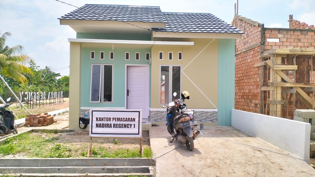 foto contoh rumah perumahan NADIRA REGENCY 1