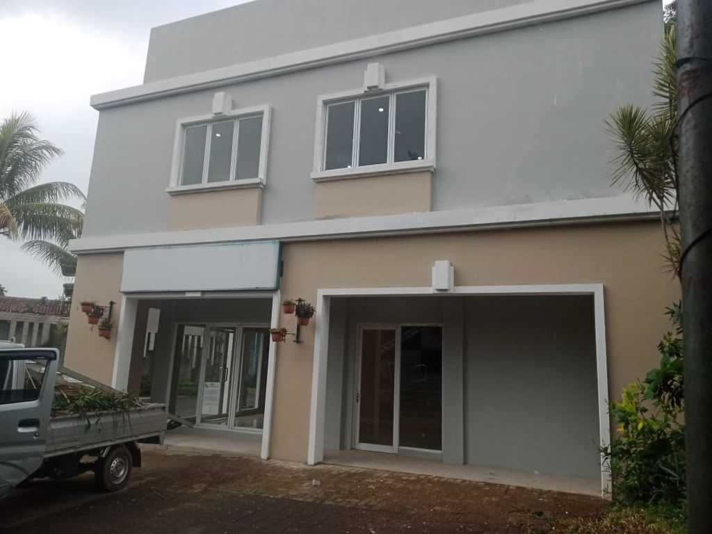 foto tampak rumah tipe RUKO perumahan Rivela Park