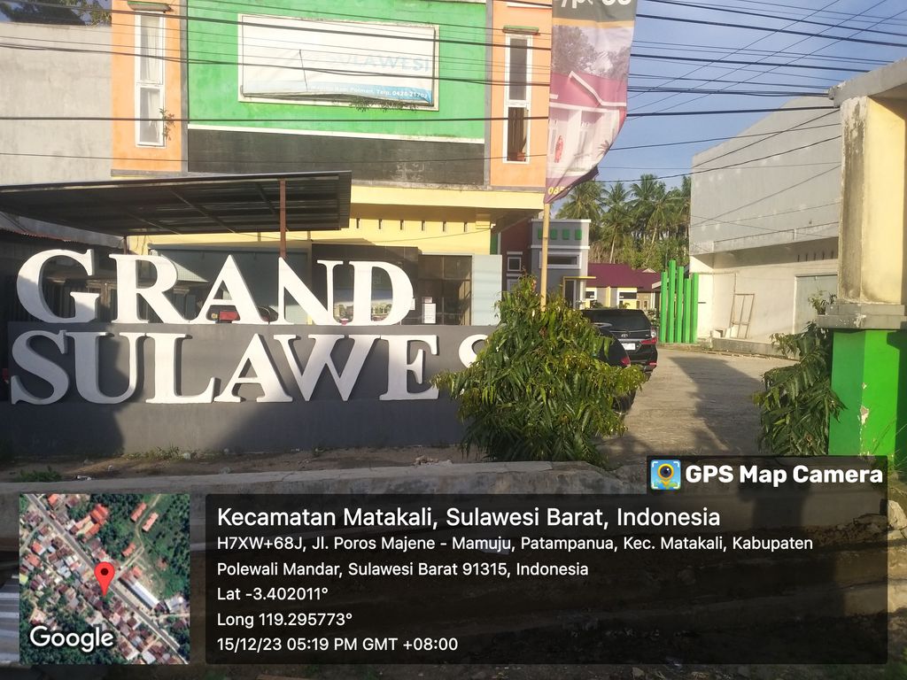 foto gerbang perumahan GRAND SULAWESI POLMAN