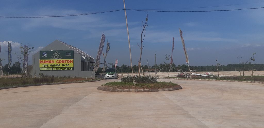 foto posisi tengah perumahan GRAHA DELTA NUSAMAS