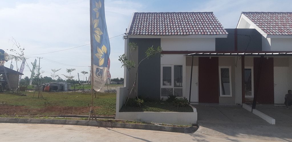 foto contoh rumah perumahan GRAHA DELTA NUSAMAS