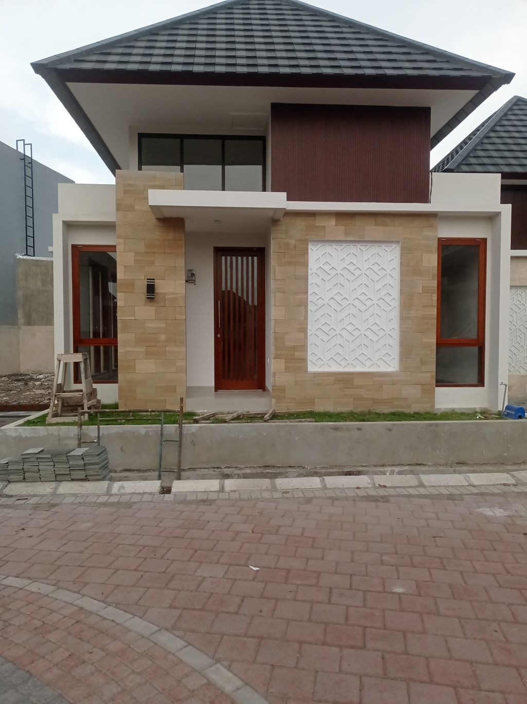 foto contoh rumah perumahan PERUMAHAN THE ALANA RESIDENCE