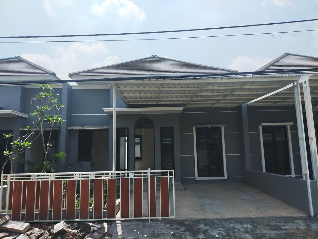foto contoh rumah perumahan Perumahan Grand Pavilion Regency