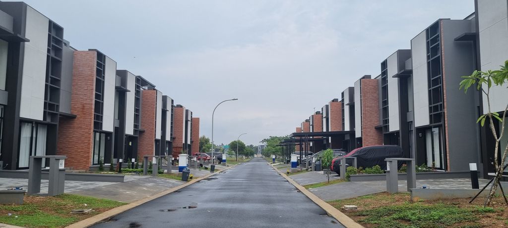 foto posisi tengah perumahan CLUSTER ALAM, SUVARNA SUTERA