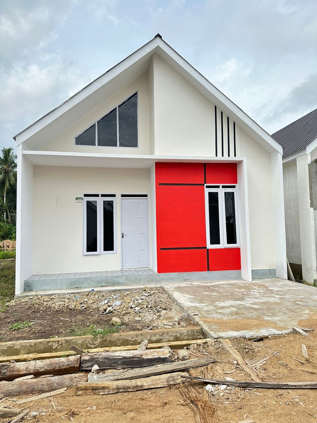 foto tampak rumah tipe 36 perumahan KARYA HILLS TAHAP 2