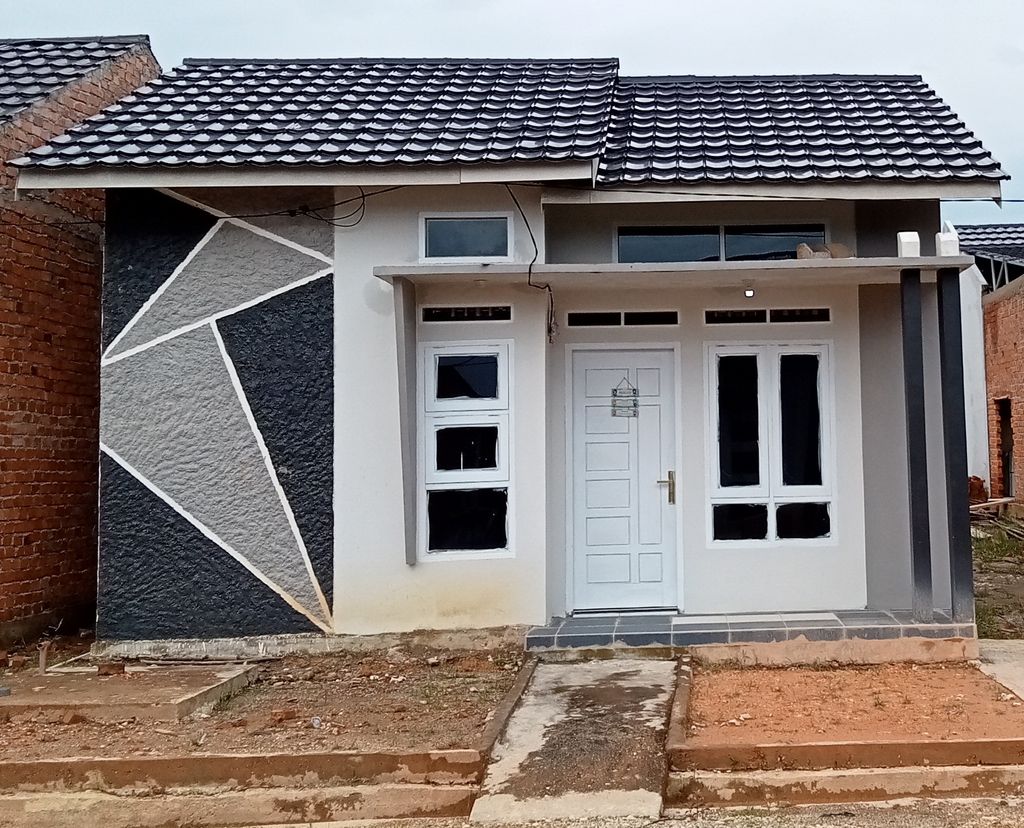 foto tampak rumah tipe RSH 36 perumahan ADAM SINDAI RESIDENCE