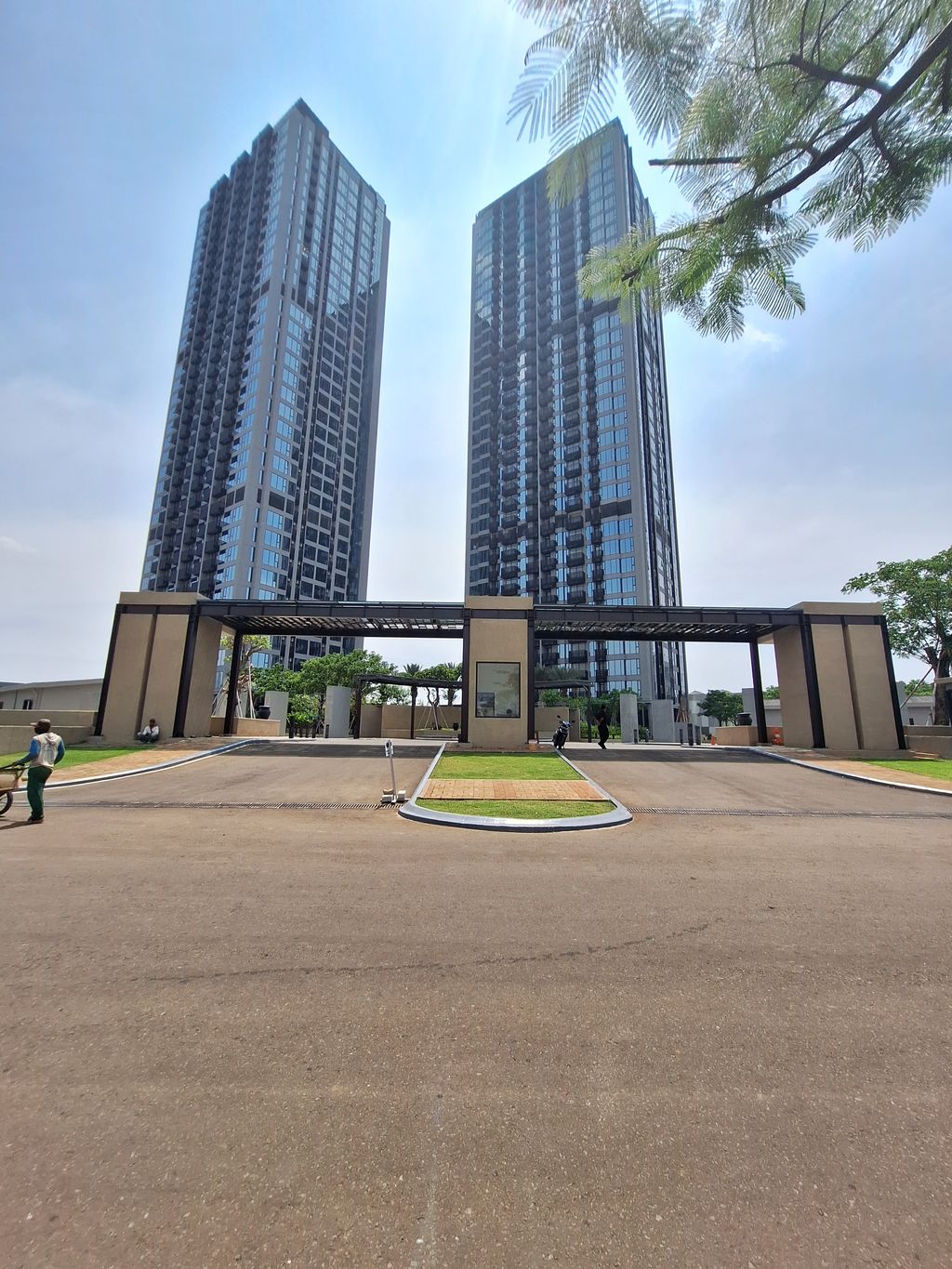 foto gerbang perumahan Fatmawati City Center